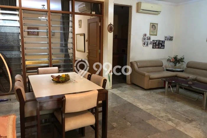 Rumah Elit Modern Siap Huni di Intercon Jakarta Barat Rumah Elit Modern Siap Huni di Intercon Jakarta Barat
