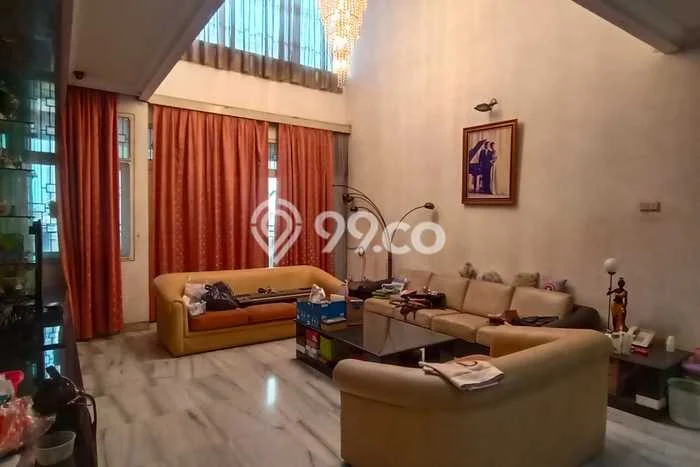 Disewakan! Rumah 5 Kamar Tidur &
5 Kamar Mandi di Intercon, Jakarta Barat Disewakan! Rumah 5 Kamar Tidur &
5 Kamar Mandi di Intercon, Jakarta Barat