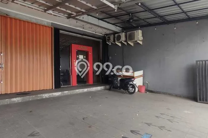 Ruko untuk Disewa di Pusat Jakarta Timur Luas Bangunan 156m2 Ruko untuk Disewa di Pusat Jakarta Timur Luas Bangunan 156m2