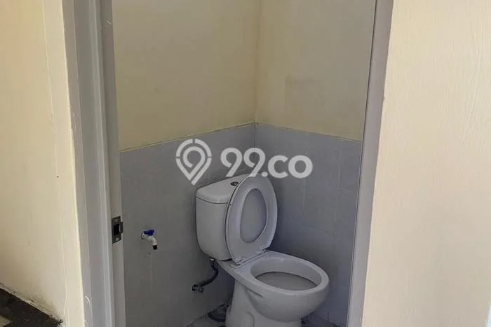 Ruko Siap Pakai Kawasan Pondok Aren, Luas 70m2m², Area Komersial Ruko Siap Pakai Kawasan Pondok Aren, Luas 70m2m², Area Komersial