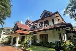 Rumah Bagus di Pondok Indah, Jakarta Selatan, LT 1650m², Luas Bangunan 600m² Rumah Bagus di Pondok Indah, Jakarta Selatan, LT 1650m², Luas Bangunan 600m²