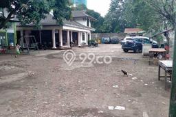 Ready to Use! Luxury House LT 1130m2 Desain Elegan di Kebagusan Ready to Use! Luxury House LT 1130m2 Desain Elegan di Kebagusan