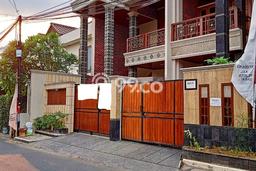 Dijual Rumah Mewah Megah Dengan View Eksklusif di Pejaten, Jakarta Selatan Dijual Rumah Mewah Megah Dengan View Eksklusif di Pejaten, Jakarta Selatan