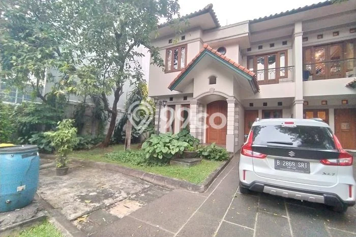 Rumah Kontrakan Jakarta Selatan LT 205m2 LB 205m2 Kawasan Cipete Rumah Kontrakan Jakarta Selatan LT 205m2 LB 205m2 Kawasan Cipete