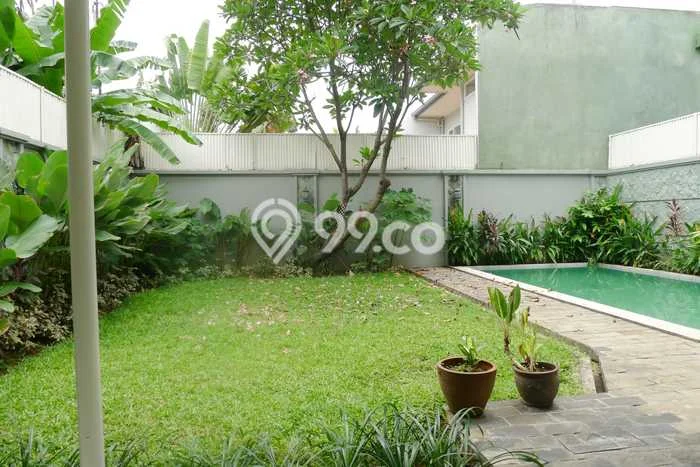 Sewa Rumah Nyaman di Cipete LT 390m2 / LB 348m2 Siap Huni Sewa Rumah Nyaman di Cipete LT 390m2 / LB 348m2 Siap Huni