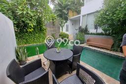 HUNIAN PREMIUM! Rumah kawasan Cipete, 2 KM, Area Berkembang, Luas 200m² Bangunan 200m² HUNIAN PREMIUM! Rumah kawasan Cipete, 2 KM, Area Berkembang, Luas 200m² Bangunan 200m²