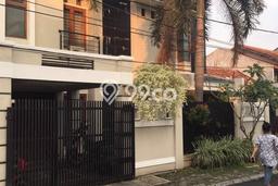 Rumah area Cipete, 3 KM, Lingkungan Strategis, Luas 150m² LB 240m² Rumah area Cipete, 3 KM, Lingkungan Strategis, Luas 150m² LB 240m²