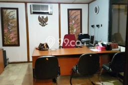 Rumah LT 510m² Lokasi Asri di Tebet, Jakarta Selatan Rumah LT 510m² Lokasi Asri di Tebet, Jakarta Selatan