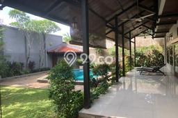Rumah Berkualitas dengan 4 Kamar Tidur di Kawasan Elite Kebayoran Baru, Jakarta Selatan Rumah Berkualitas dengan 4 Kamar Tidur di Kawasan Elite Kebayoran Baru, Jakarta Selatan