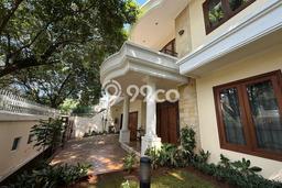 Jarang Ada! Rumah Sewa 5 Kamar Bagus Siap Huni Pondok Indah Jarang Ada! Rumah Sewa 5 Kamar Bagus Siap Huni Pondok Indah