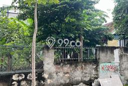 Jual Tanah Kawasan Gandaria, Luas 300m², Kawasan Asri, Kontur Rata Jual Tanah Kawasan Gandaria, Luas 300m², Kawasan Asri, Kontur Rata