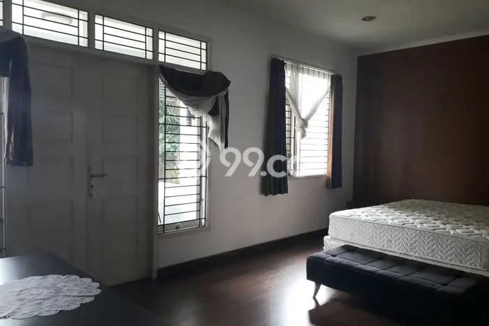 Rumah sewa siap huni 3 Kamar Tidur di Pondok Indah, Jakarta Selatan Rumah sewa siap huni 3 Kamar Tidur di Pondok Indah, Jakarta Selatan