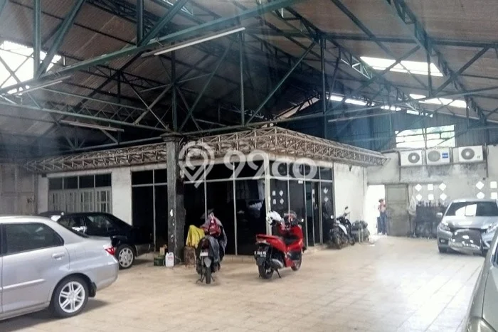 Disewakan Gudang komersial di Kebayoran Lama luas bangunan 600m2 Disewakan Gudang komersial di Kebayoran Lama luas bangunan 600m2