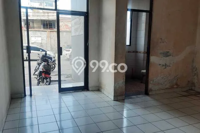 FOR RENT! Ruko di Saharjo Cocok untuk Bisnis 180m2 FOR RENT! Ruko di Saharjo Cocok untuk Bisnis 180m2