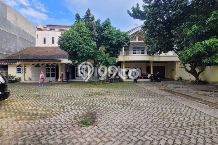 For Sale Rumah Mewah Exclusive di Tanjung Karang Pusat, Bandar Lampung For Sale Rumah Mewah Exclusive di Tanjung Karang Pusat, Bandar Lampung