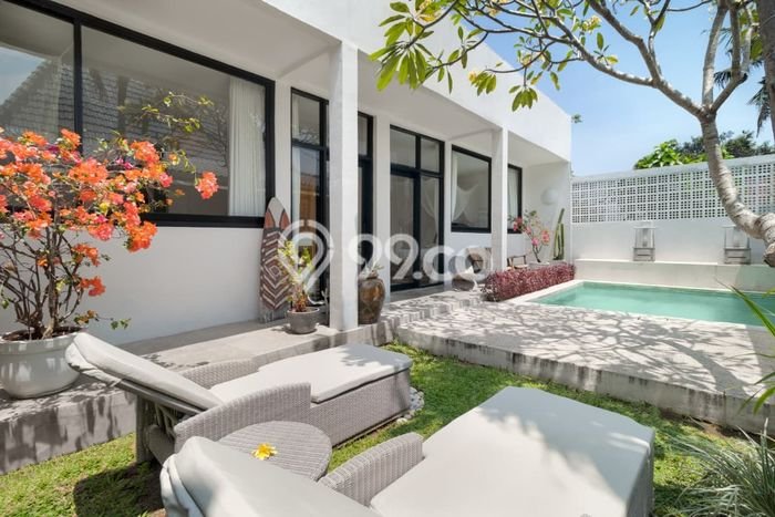 FOR SALE! Vila Kawasan , Area 300m2m², Akses Mudah Fasilitas Umum FOR SALE! Vila Kawasan , Area 300m2m², Akses Mudah Fasilitas Umum