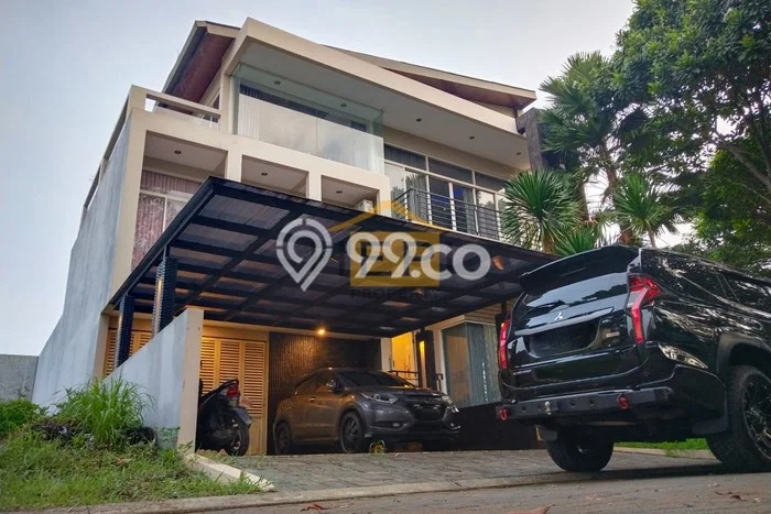 Ready to Use! Premium House LT 240m2 Desain Elegan di BSB City Ready to Use! Premium House LT 240m2 Desain Elegan di BSB City