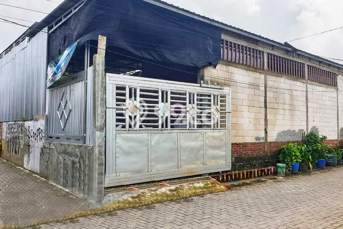 Jual Rumah Minimalis Bagus Punya 3 KT di Gayamsari Semarang SHM Jual Rumah Minimalis Bagus Punya 3 KT di Gayamsari Semarang SHM