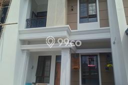 Dijual Cepat Rumah Favorit Siap Huni LB 101m2 di Banyumanik, Semarang Dijual Cepat Rumah Favorit Siap Huni LB 101m2 di Banyumanik, Semarang