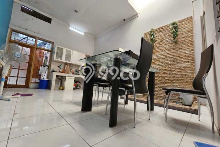 Rumah Strategis Minimalis Lb 220m2 di Semarang Utara, Semarang Rumah Strategis Minimalis Lb 220m2 di Semarang Utara, Semarang
