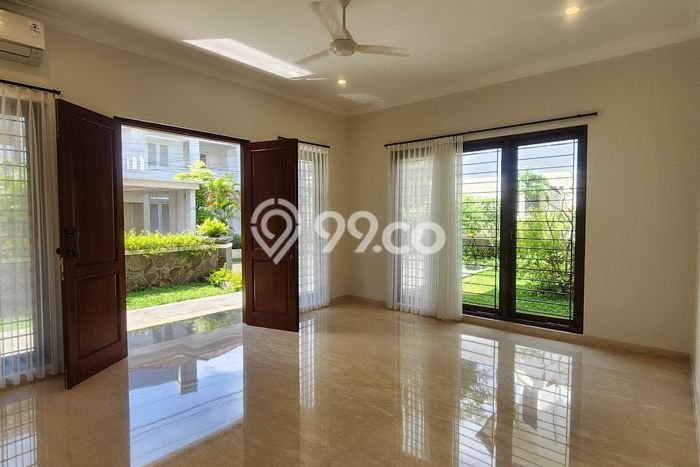 Jual Rumah Mewah Megah Dengan View Cantik di Pejaten, Jakarta Selatan Jual Rumah Mewah Megah Dengan View Cantik di Pejaten, Jakarta Selatan