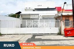 Ruko disewakan di Pakis Malang dengan luas bangunan 318m2 Ruko disewakan di Pakis Malang dengan luas bangunan 318m2