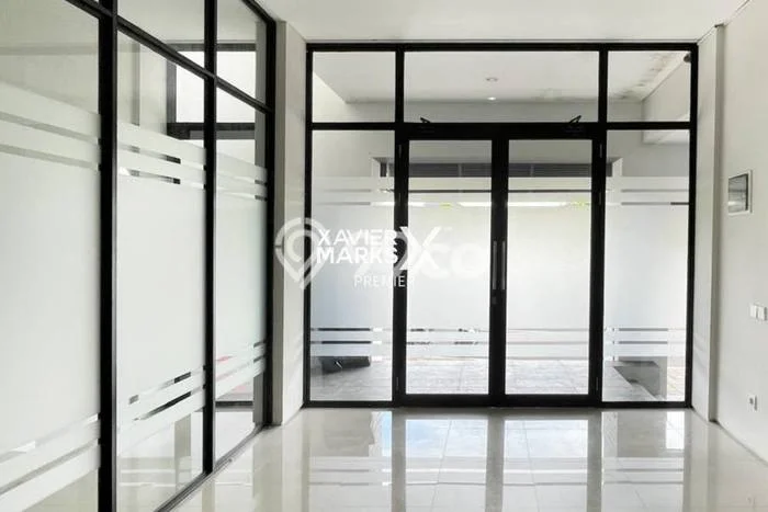 Ruko Dijual di Prime Area Malang Luas 199m2 Ruko Dijual di Prime Area Malang Luas 199m2