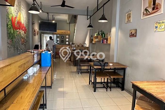 Unit Ruko Dijual di Klojen Malang Luas Tanah 103m2, Luas Bangunan 146m2 Unit Ruko Dijual di Klojen Malang Luas Tanah 103m2, Luas Bangunan 146m2