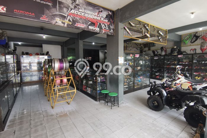 Ruko Bagus LT 272m2 LB 816m2 Dijual di Klojen Malang Ruko Bagus LT 272m2 LB 816m2 Dijual di Klojen Malang