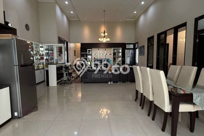 Dijual Rumah Luas Elegan Dengan View Eksklusif di Villa Puncak Tidar, Malang Dijual Rumah Luas Elegan Dengan View Eksklusif di Villa Puncak Tidar, Malang