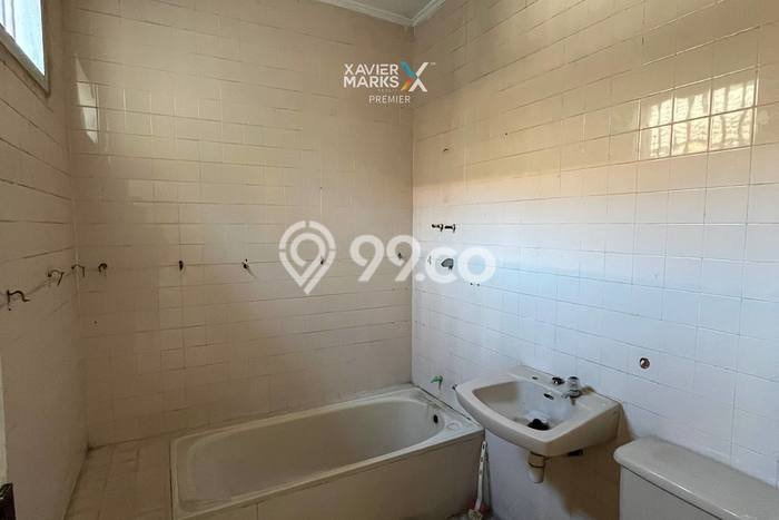 Rumah Minimalis 3 Kamar LT 264m2 di Araya Rumah Minimalis 3 Kamar LT 264m2 di Araya