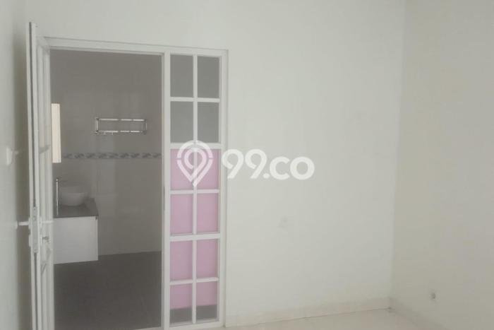 Rumah di Candi Golf, 3 KT, Akses Rumah Sakit, Luas 211m² LB 65m² Rumah di Candi Golf, 3 KT, Akses Rumah Sakit, Luas 211m² LB 65m²