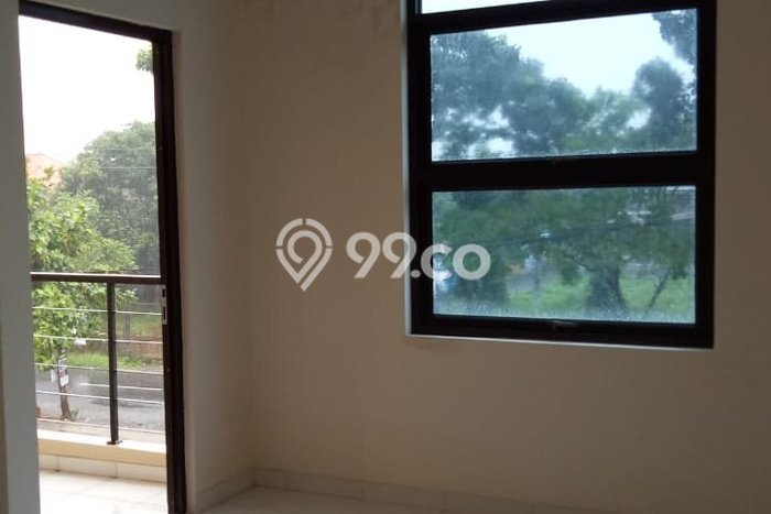 SEWA TERBAIK! Ruko Kawasan Banyumanik, Luas 230m2m², Area Berkembang, Ready Pakai SEWA TERBAIK! Ruko Kawasan Banyumanik, Luas 230m2m², Area Berkembang, Ready Pakai