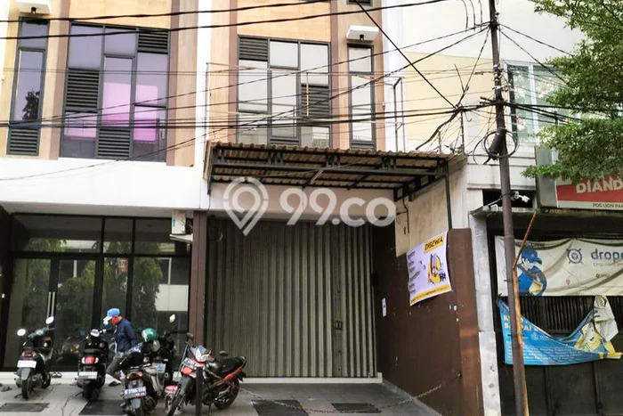 Area Ramai! Ruko Dijual di Kembangan untuk Bisnis Luas Bangunan 100m2 Area Ramai! Ruko Dijual di Kembangan untuk Bisnis Luas Bangunan 100m2