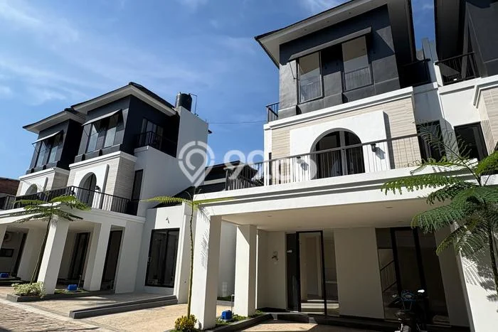 Jual Rumah Favorit Siap Huni LB 136m2 di Gajah Mungkur, Semarang Jual Rumah Favorit Siap Huni LB 136m2 di Gajah Mungkur, Semarang