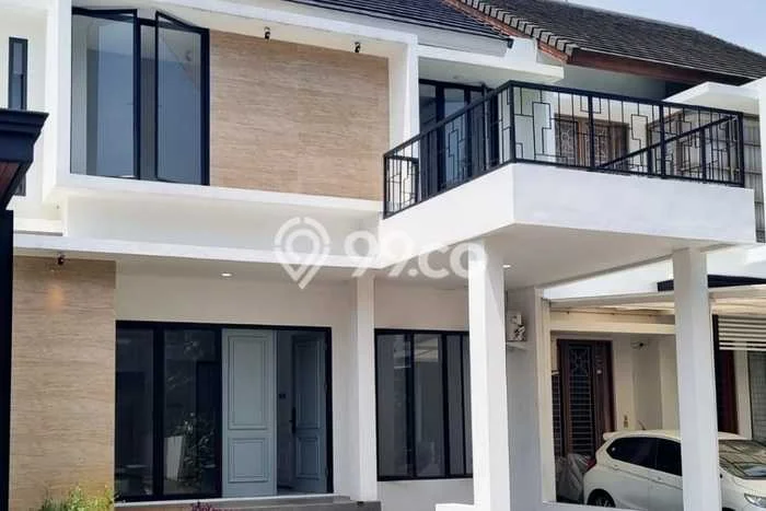 Rumah Luxury Modern Tanpa Renovasi di Bintaro Jakarta Selatan Rumah Luxury Modern Tanpa Renovasi di Bintaro Jakarta Selatan