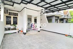 For Sale Hunian Rumah Terawat 2 KT di Graha Raya, Tangerang Selatan For Sale Hunian Rumah Terawat 2 KT di Graha Raya, Tangerang Selatan