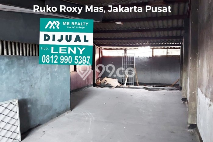Dijual! Ruko di Roxy Jakarta Pusat LT 93m2 / LB 260m2 Kawasan Strategis Dijual! Ruko di Roxy Jakarta Pusat LT 93m2 / LB 260m2 Kawasan Strategis