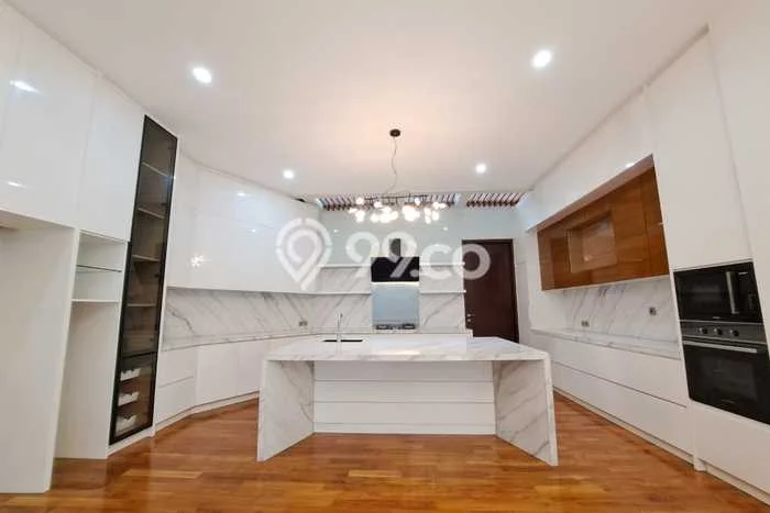 Ready to Use! Premium House LT 801m2 Desain Elegan di BSD Bukit Golf Ready to Use! Premium House LT 801m2 Desain Elegan di BSD Bukit Golf