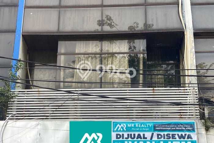 Ruko Disewa di Jakarta Pusat dengan LB 260m2 Area Komersial Ramai Ruko Disewa di Jakarta Pusat dengan LB 260m2 Area Komersial Ramai