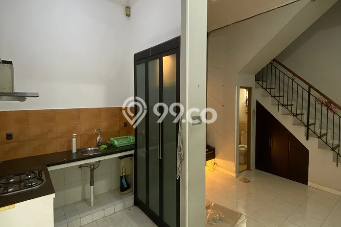 Sewa Rumah Murah di Tomang Jakarta Barat Punya 3 Kamar Tidur Sewa Rumah Murah di Tomang Jakarta Barat Punya 3 Kamar Tidur