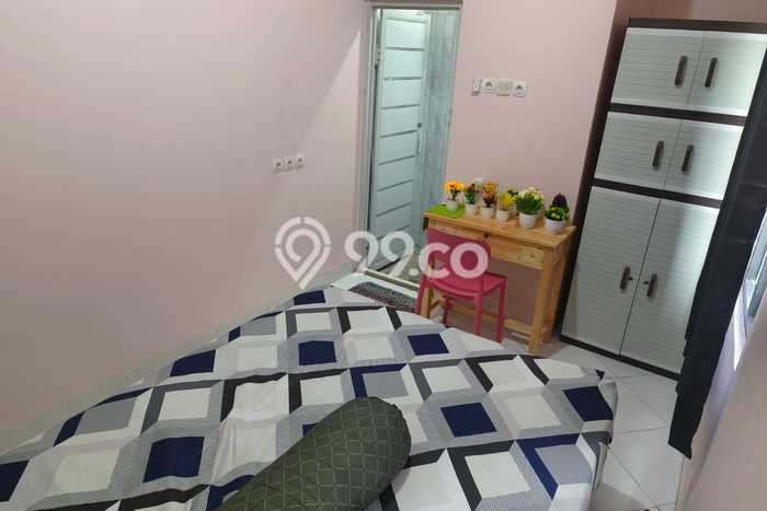 Kost Dijual di tanjung duren utara dengan 13 KT dan Luas 225m2 Kost Dijual di tanjung duren utara dengan 13 KT dan Luas 225m2