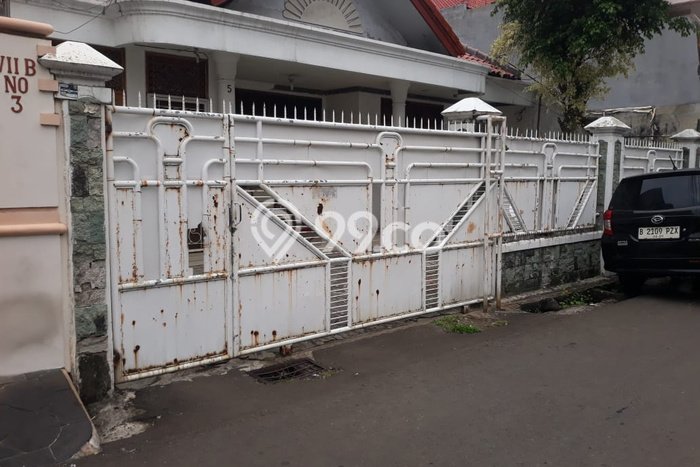 Jarang Ada! Rumah Sewa 5 Kamar Nyaman Siap Huni Petojo Jarang Ada! Rumah Sewa 5 Kamar Nyaman Siap Huni Petojo