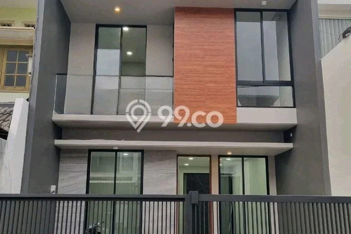 Jual Rumah Eksklusif 5 KT di Surabaya Kota, Surabaya Jual Rumah Eksklusif 5 KT di Surabaya Kota, Surabaya