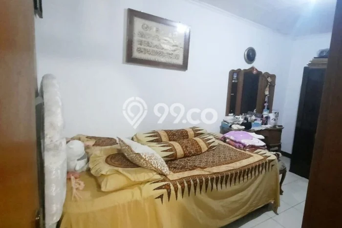Dijual Cepat Rumah Bagus Siap Huni LB 160m2 di Rungkut, Surabaya Dijual Cepat Rumah Bagus Siap Huni LB 160m2 di Rungkut, Surabaya