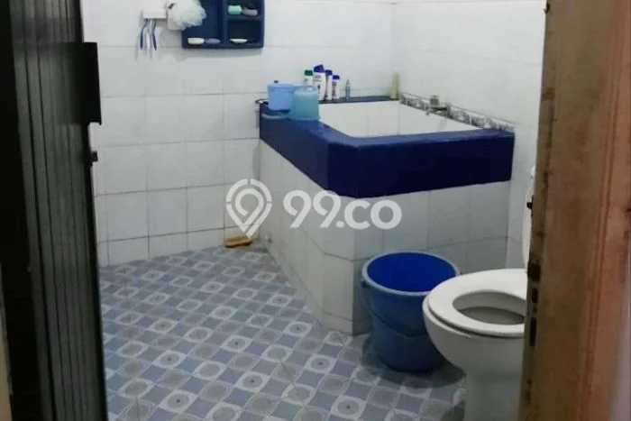 Dijual Cepat Rumah Bagus Siap Huni LB 160m2 di Rungkut, Surabaya Dijual Cepat Rumah Bagus Siap Huni LB 160m2 di Rungkut, Surabaya