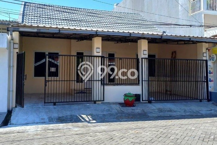 Rumah area Waru, Sidoarjo, LT 158m2m² Bangunan 100m2m² - SEGERA MILIKI! Rumah area Waru, Sidoarjo, LT 158m2m² Bangunan 100m2m² - SEGERA MILIKI!