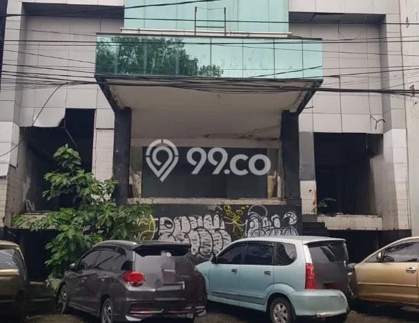 Kantor Dijual Lokasi Emas di Wajo Luas 546m2 Kantor Dijual Lokasi Emas di Wajo Luas 546m2
