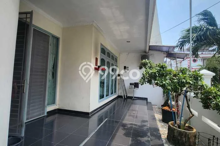 Ready to Use! Luxury House LT 202m2 Desain Elegan di Muara Karang Ready to Use! Luxury House LT 202m2 Desain Elegan di Muara Karang
