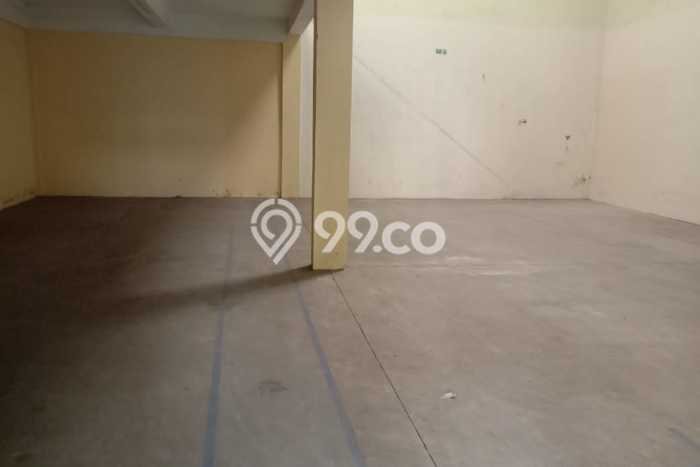 Unit Gudang Disewakan di Angke di Area Ramai & Strategis Unit Gudang Disewakan di Angke di Area Ramai & Strategis